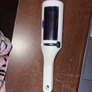 White Lint Roller with Purple Sticky Roll